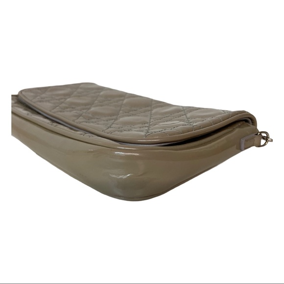 Dior Cannage Patent Wallet On Chain - Picture 9 of 11